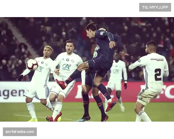 巴黎圣日耳曼被斯特拉斯堡逼平三比三榜首优势岌岌可危马赛紧追不舍 巴黎圣日耳曼被斯特拉斯堡逼平三比三榜首优势岌岌可危马赛紧追不舍