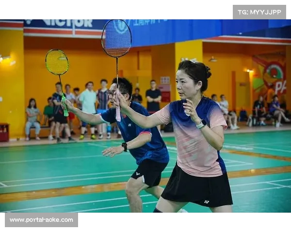 “太行花”杯羽毛球邀请赛吸引众多业余爱好者参与