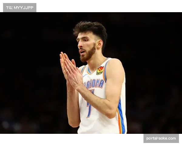 -雷霆中锋霍姆格伦背部痉挛，对阵猛龙出战成疑-